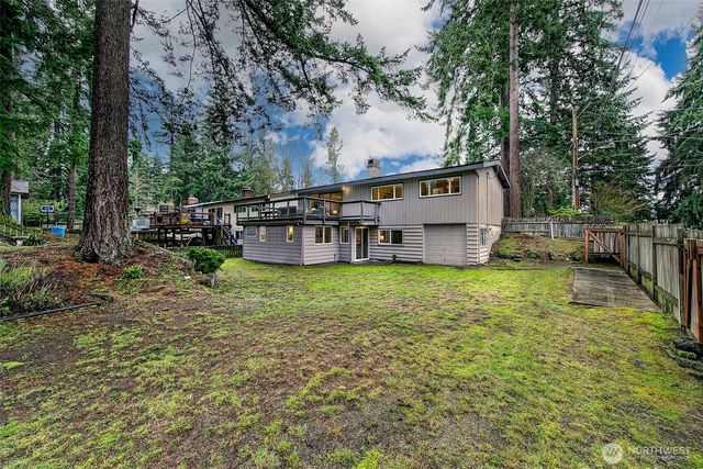 14805 Linden Avenue N, Shoreline, WA 98133