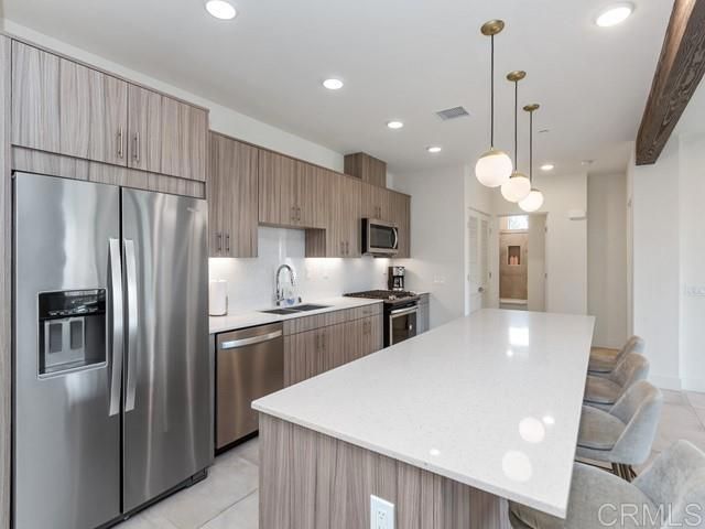 175 The Riv, Palm Springs, CA 92262