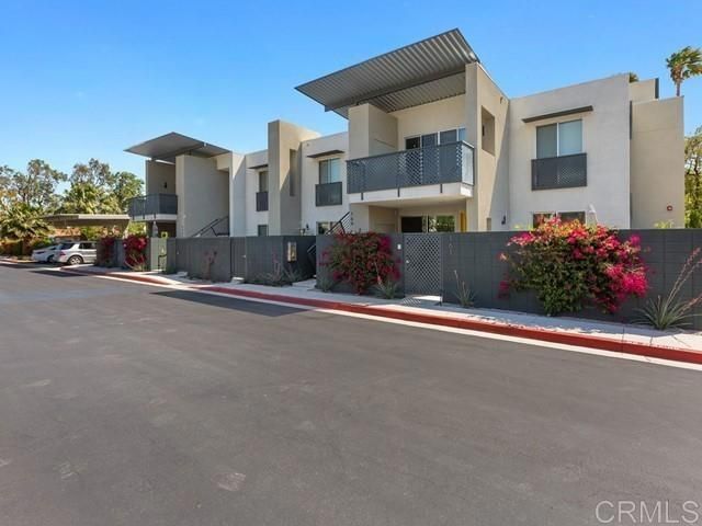 175 The Riv, Palm Springs, CA 92262
