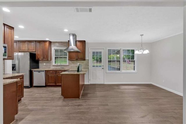 7025 Carolyn Circle, Lithia Springs, GA 30122