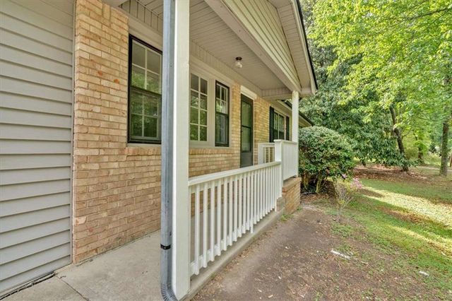 7025 Carolyn Circle, Lithia Springs, GA 30122