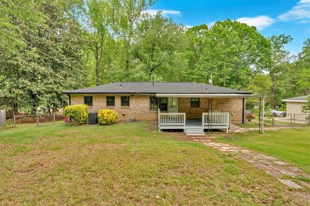 7025 Carolyn Circle, Lithia Springs, GA 30122