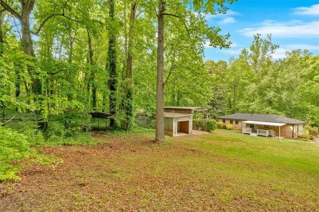 7025 Carolyn Circle, Lithia Springs, GA 30122