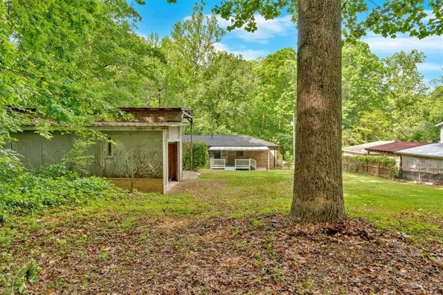 7025 Carolyn Circle, Lithia Springs, GA 30122