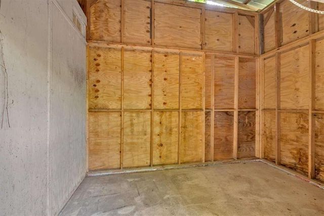 7025 Carolyn Circle, Lithia Springs, GA 30122