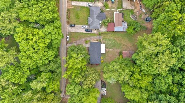 7025 Carolyn Circle, Lithia Springs, GA 30122