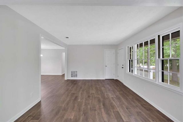 7025 Carolyn Circle, Lithia Springs, GA 30122