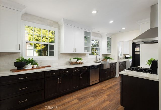1026 W 19th Street, Santa Ana, CA 92706
