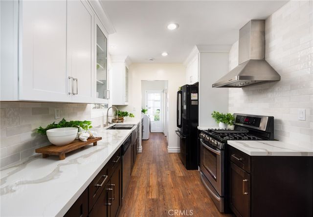 1026 W 19th Street, Santa Ana, CA 92706