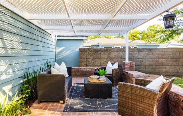 1026 W 19th Street, Santa Ana, CA 92706