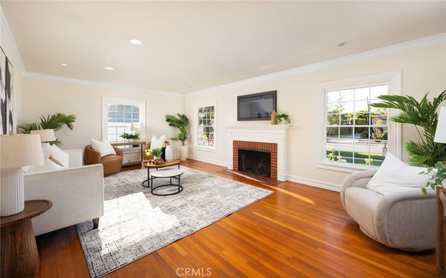 1026 W 19th Street, Santa Ana, CA 92706