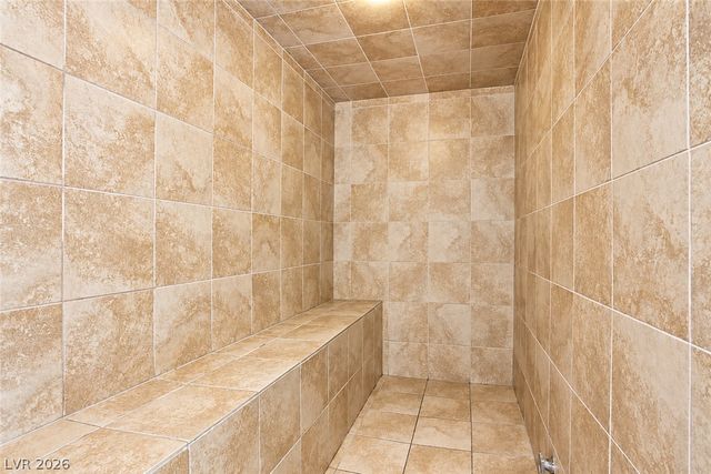 2750 South DURANGO Drive 2122, Las Vegas, NV 89117