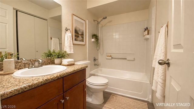 2750 South DURANGO Drive 2122, Las Vegas, NV 89117
