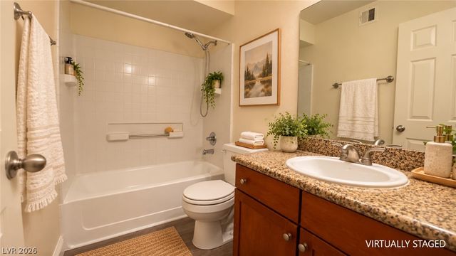 2750 South DURANGO Drive 2122, Las Vegas, NV 89117