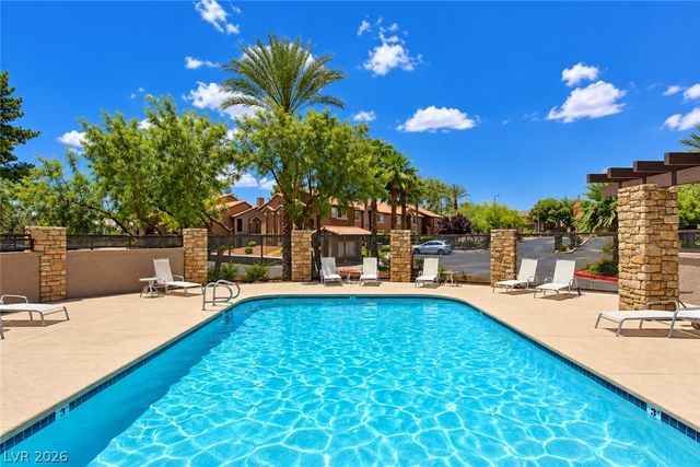 2750 South DURANGO Drive 2122, Las Vegas, NV 89117