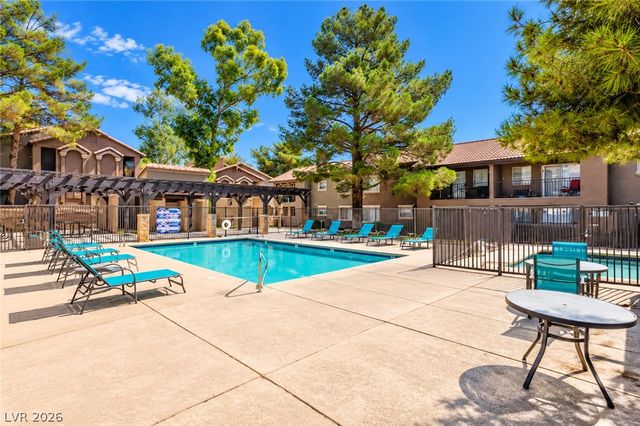 2750 South DURANGO Drive 2122, Las Vegas, NV 89117