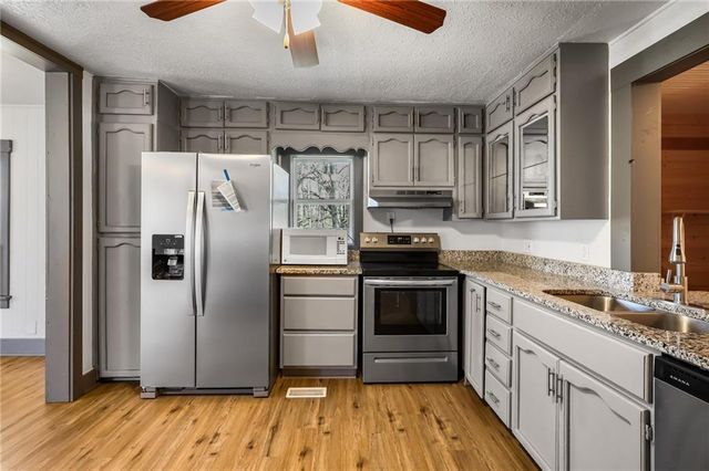 1801 Brown Avenue, Osawatomie, KS 66064