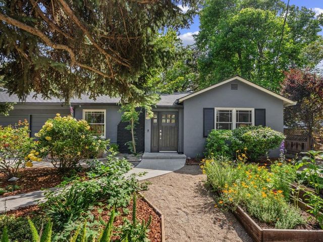 723 Gilbert Avenue, Menlo Park, CA 94025