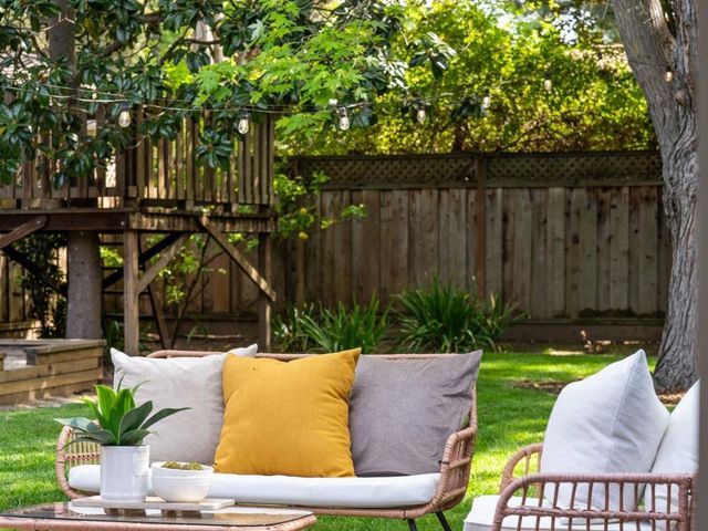 723 Gilbert Avenue, Menlo Park, CA 94025