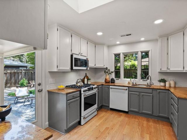 723 Gilbert Avenue, Menlo Park, CA 94025