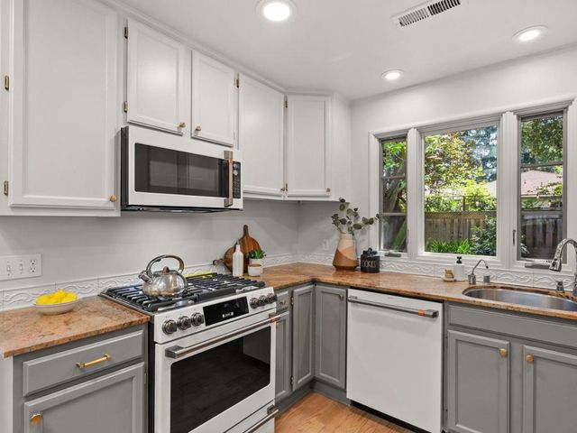 723 Gilbert Avenue, Menlo Park, CA 94025