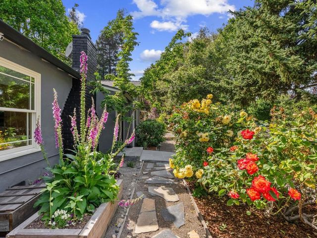 723 Gilbert Avenue, Menlo Park, CA 94025