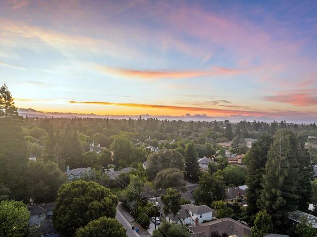723 Gilbert Avenue, Menlo Park, CA 94025