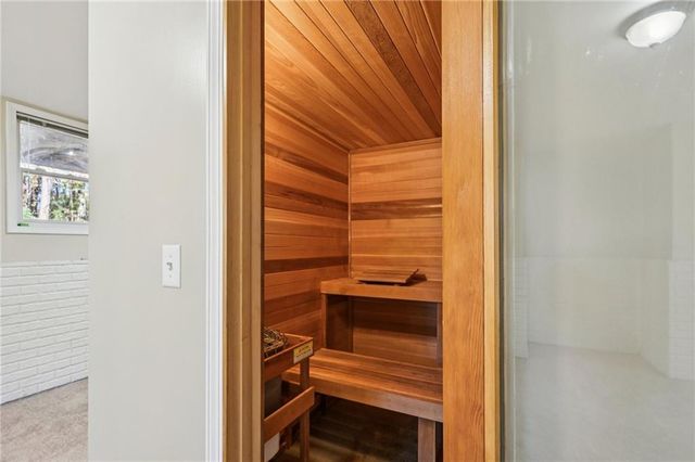 100 Julia Court, Fayetteville, GA 30214