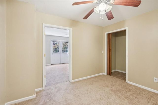 100 Julia Court, Fayetteville, GA 30214