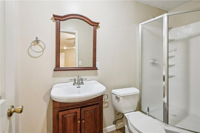 100 Julia Court, Fayetteville, GA 30214