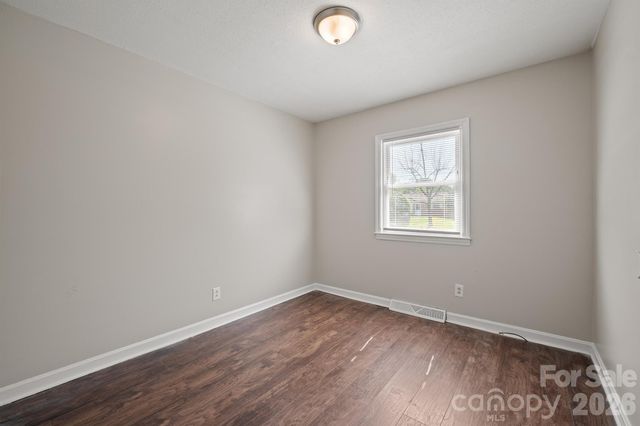 140 Nila Dawn Avenue 2, Gastonia, NC 28052