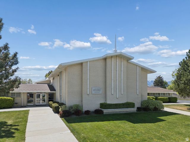 4605 WESTPOINT DR, West Valley City, UT 84120