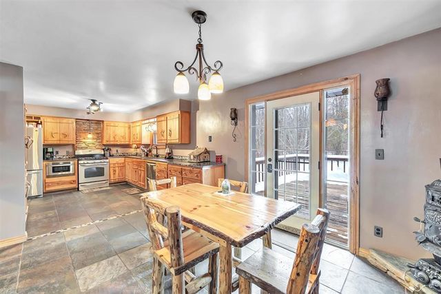 4940 HAFEMAN LANE, Green Bay, WI 54311