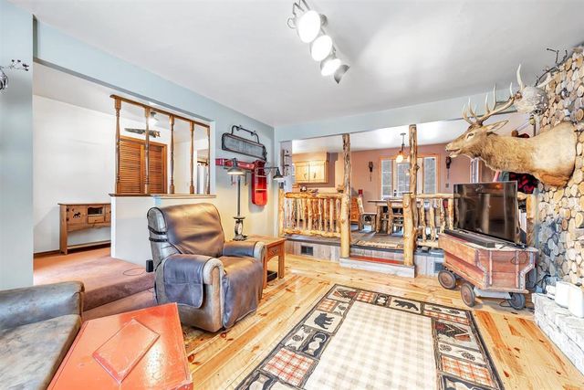 4940 HAFEMAN LANE, Green Bay, WI 54311