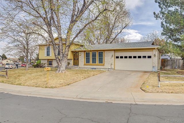 5112 Ursula Way, Denver, CO 80239