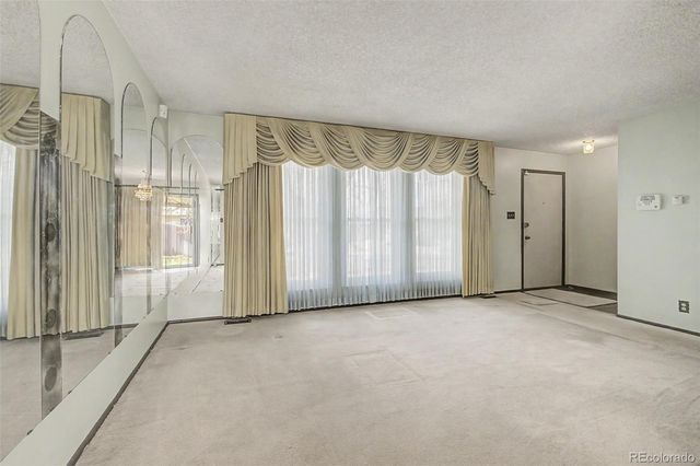 5112 Ursula Way, Denver, CO 80239