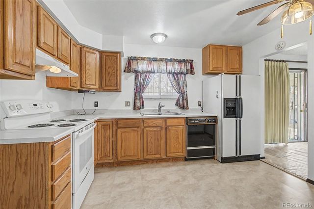 5112 Ursula Way, Denver, CO 80239