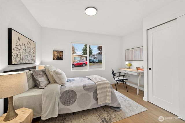 2311 NE 6th Place, Renton, WA 98056