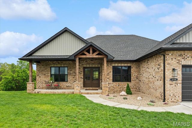 3754 Thicket Drive, Shiloh, IL 62221