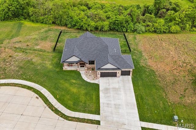 3754 Thicket Drive, Shiloh, IL 62221