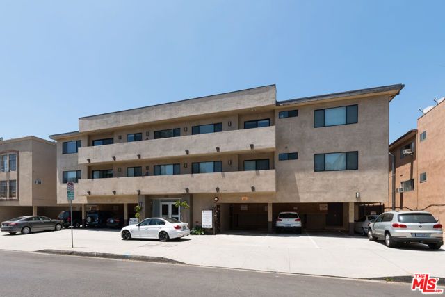 931 N ALFRED Street 206, Los Angeles, CA 90069
