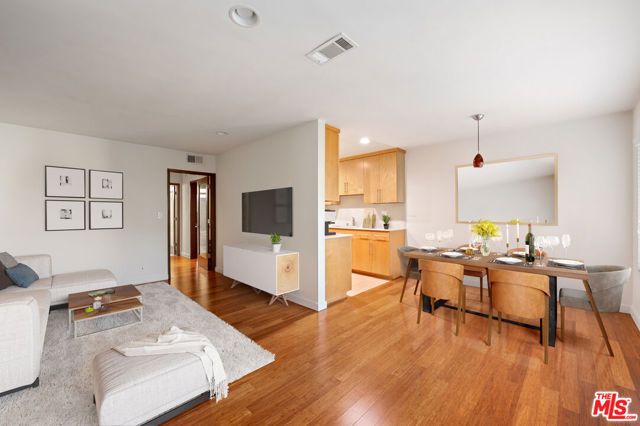 931 N ALFRED Street 206, Los Angeles, CA 90069