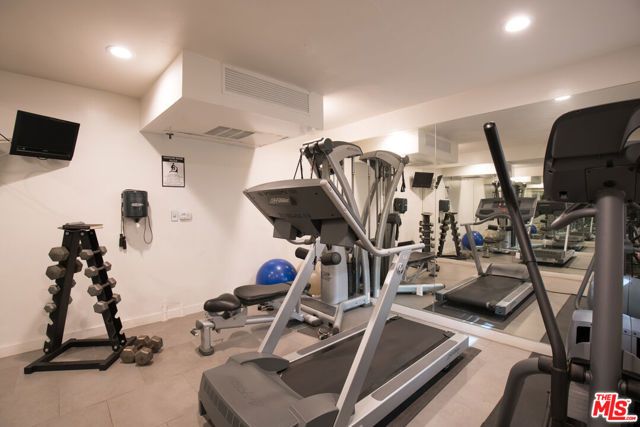 931 N ALFRED Street 206, Los Angeles, CA 90069