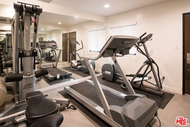 931 N ALFRED Street 206, Los Angeles, CA 90069