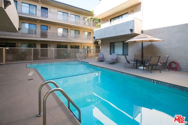 931 N ALFRED Street 206, Los Angeles, CA 90069