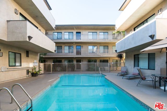 931 N ALFRED Street 206, Los Angeles, CA 90069