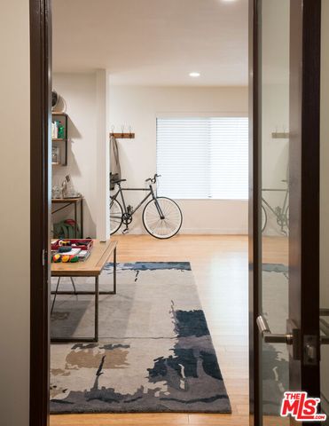 931 N ALFRED Street 206, Los Angeles, CA 90069