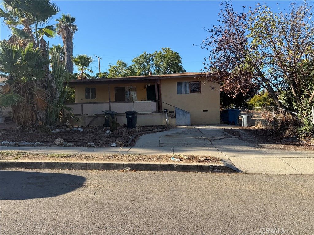 214 E Peck, Lake Elsinore, CA 92530 — photo 3
