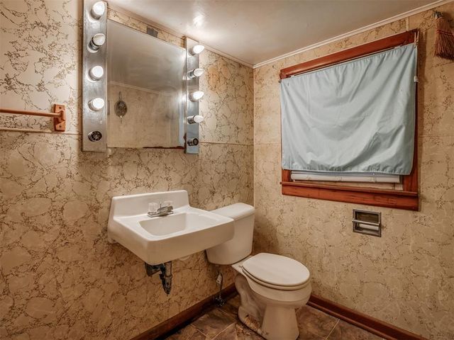 1111 N Minnesota Avenue, Shawnee, OK 74801