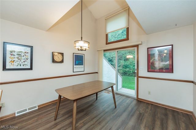 1900 Lillian Road, Stow, OH 44224